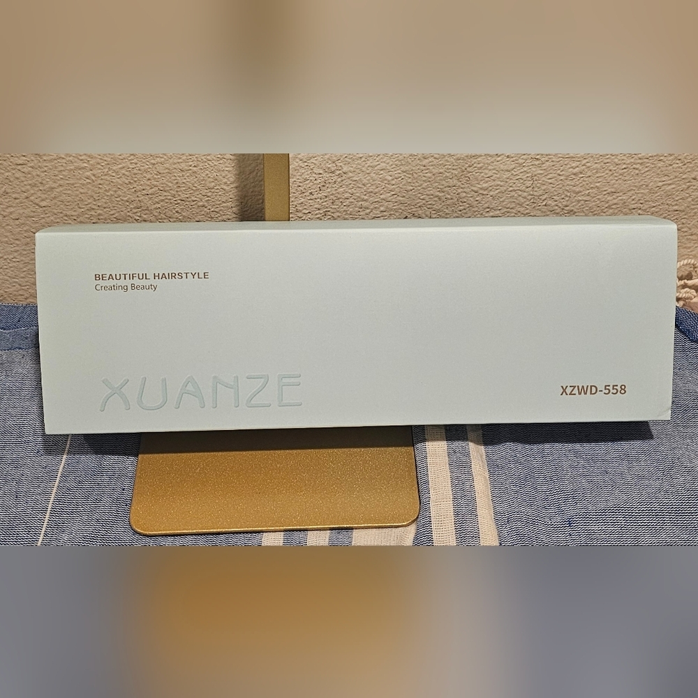 Xuanze Hair Styling Tool in Light Pink